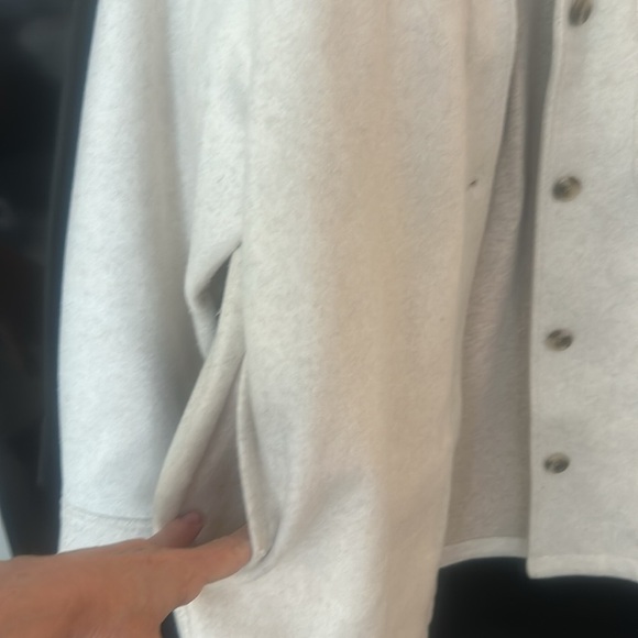 Old Navy Oversized Soft Brushed Shacket Heather Oatmeal Button Front XL Petite - Picture 6 of 17